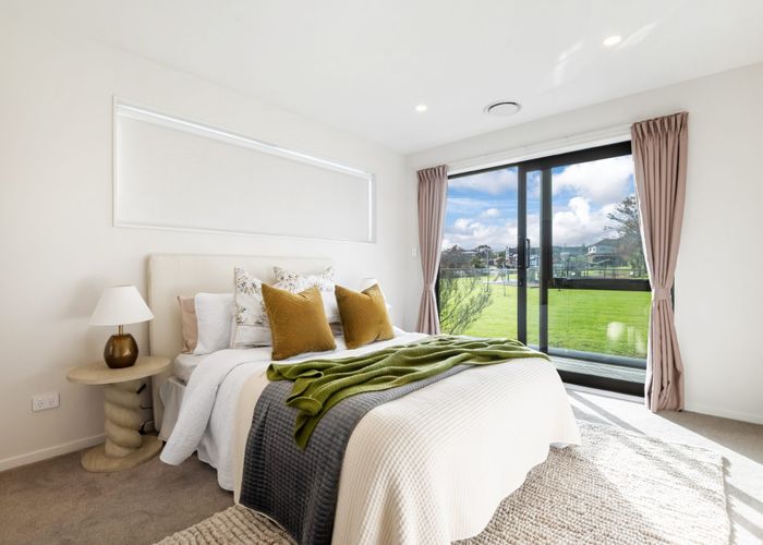  at 21E Montgomery Avenue, Belmont, North Shore City, Auckland