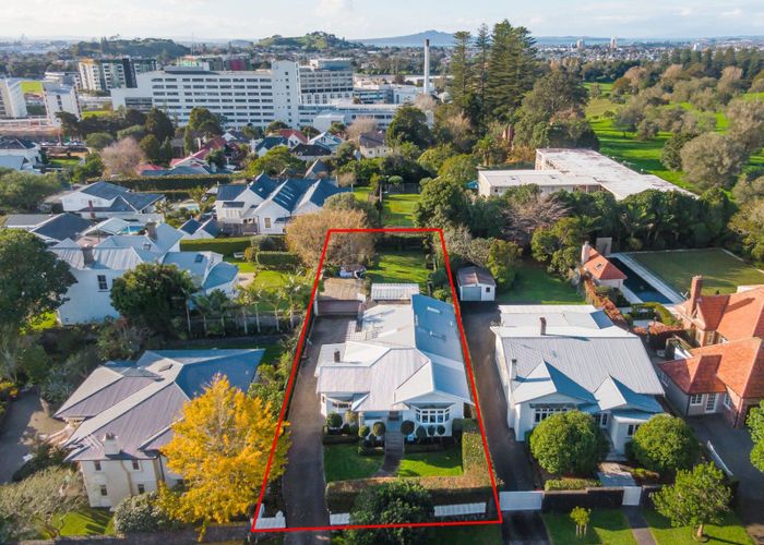  at 22 Crescent Road, Epsom, Auckland City, Auckland