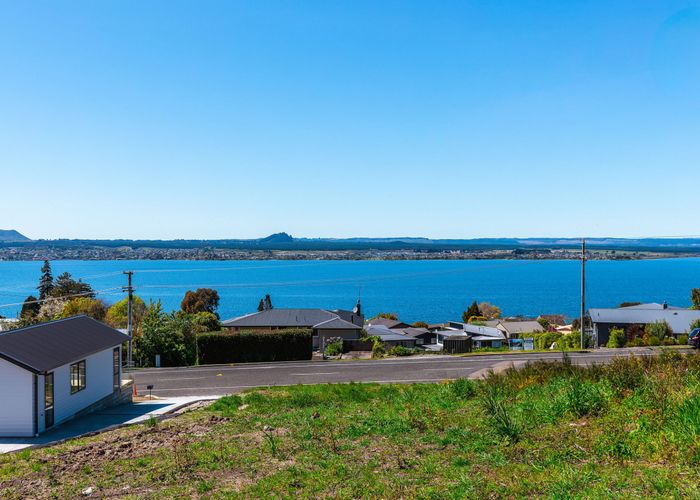  at 24 Wakeman Road, Acacia Bay, Taupo, Waikato