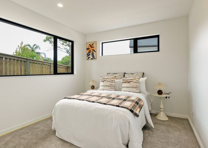  at 15A Lavery Place, Sunnynook, North Shore City, Auckland