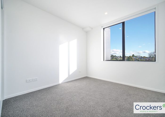  at 301/7 Rauemi Way, Te Atatu South, Waitakere City, Auckland