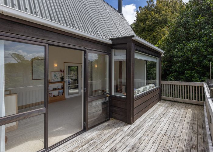  at 56 Pomare Road, Tirohanga, Lower Hutt