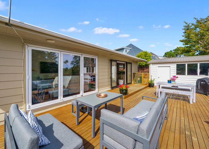  at 2 Tedder Way, Karori, Wellington