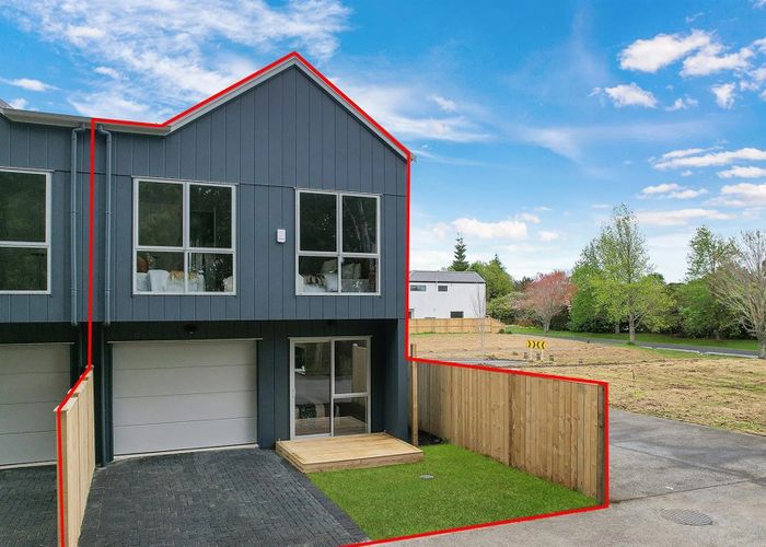  at 25 Yellow Pear Lane, Karaka, Papakura
