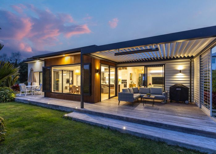  at 14 Odlin Lane, Red Beach, Whangaparāoa