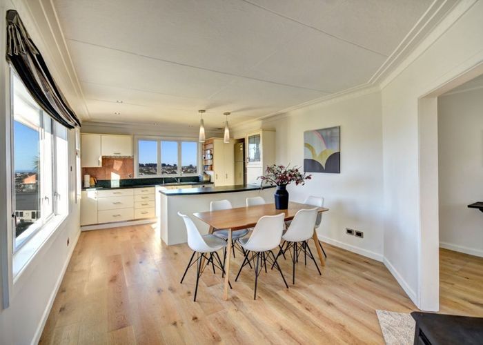  at 61 Mornington Road, Balaclava, Dunedin