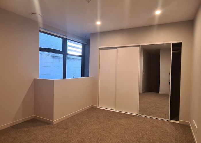  at 21/33 Cleveland Street, Brooklyn, Wellington, Wellington