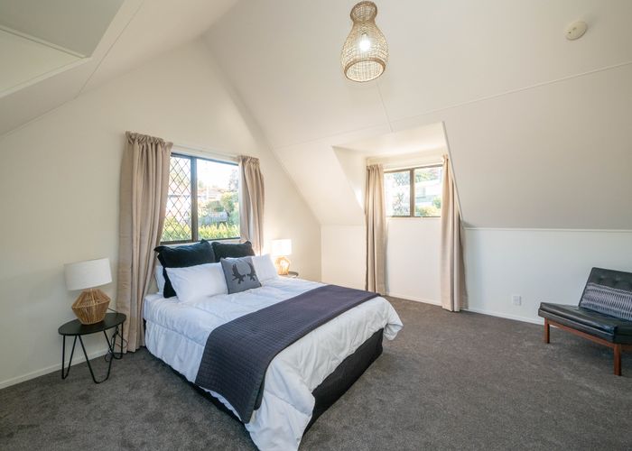  at 27 Glenross Street, Glenross, Dunedin
