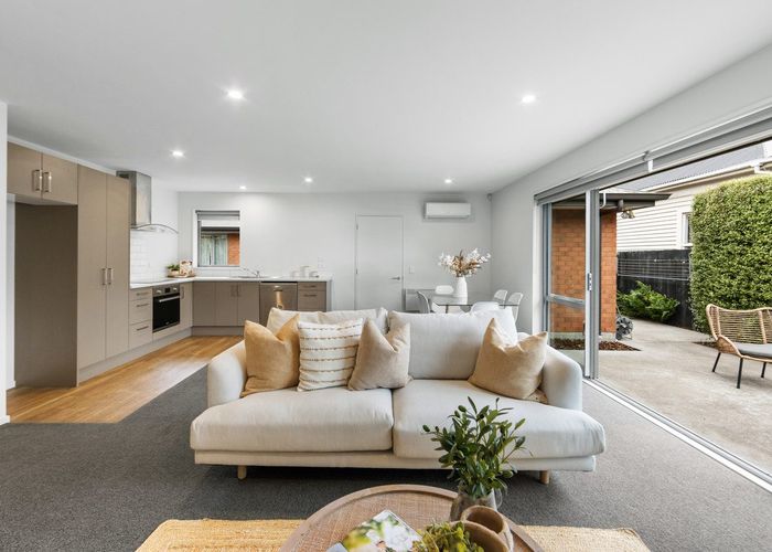  at 2/395 Armagh Street, Linwood, Christchurch City, Canterbury