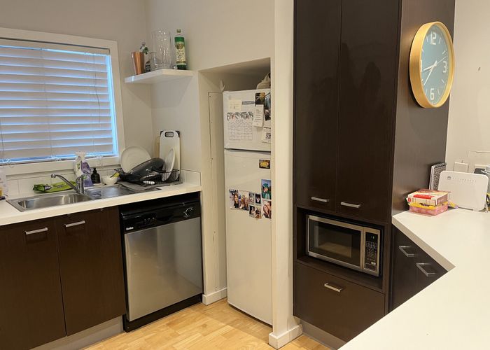  at 4/2 Western Springs Road, Kingsland, Auckland