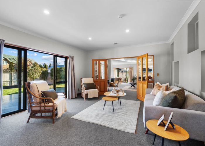  at 128 Lake Terrace Road, Burwood, Christchurch City, Canterbury