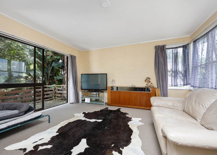  at 1 Rondorlyn Place, Manurewa, Manukau City, Auckland