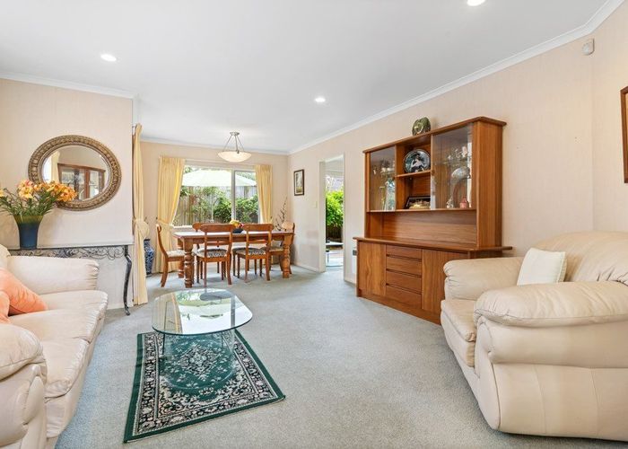  at 20 Lissleton Drive, East Tamaki, Auckland
