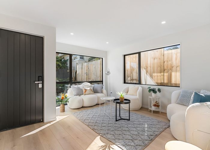  at 16B Meadway, Sunnyhills, Manukau City, Auckland