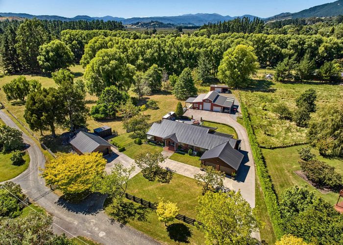  at 262B Katherine Mansfield Drive, Whitemans Valley, Upper Hutt