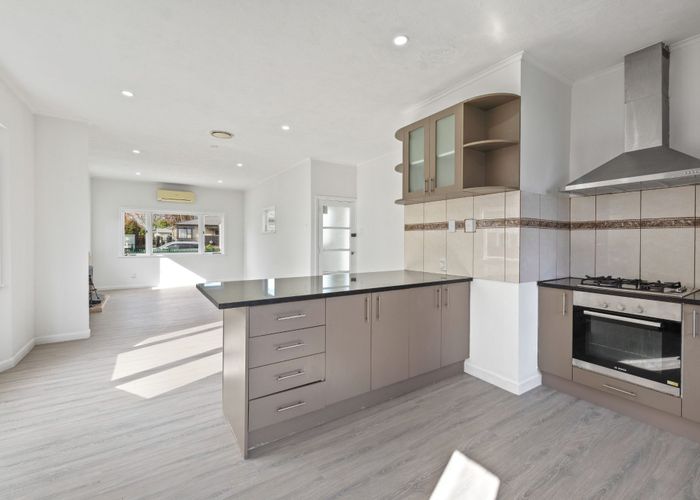  at 33 Earlsworth Road, Mangere East, Auckland