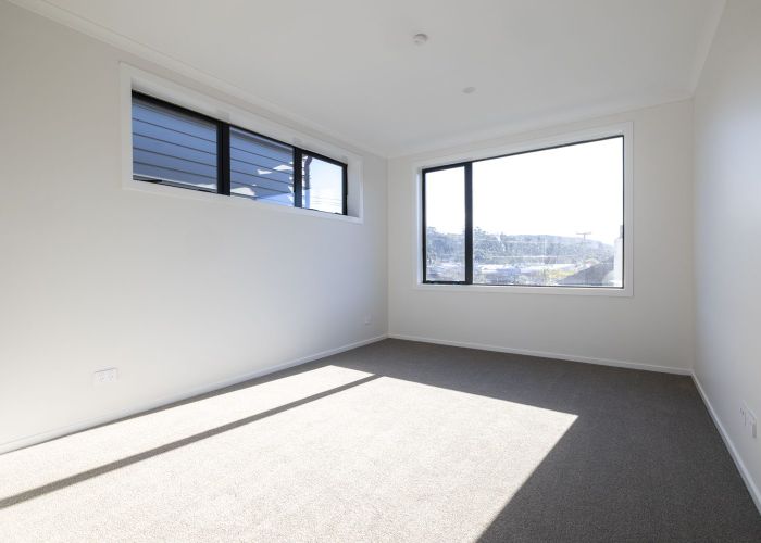  at 215 Stokes Valley Road, Stokes Valley, Lower Hutt, Wellington
