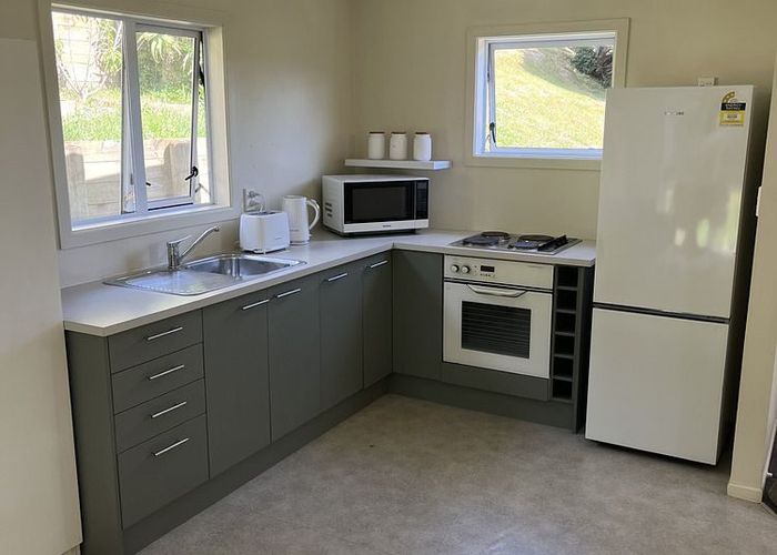  at 32 Papakowhai Road, Papakowhai, Porirua