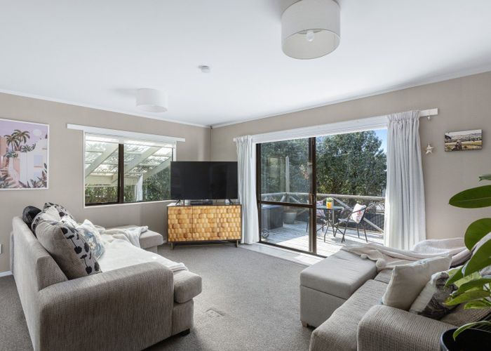  at 38A Hammond Avenue, Hatfields Beach, Orewa