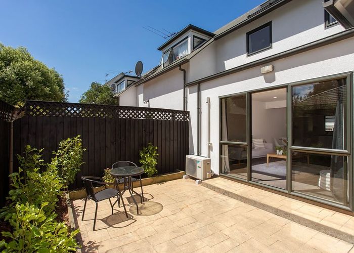  at 1/35 Walpole Street, Waltham, Christchurch