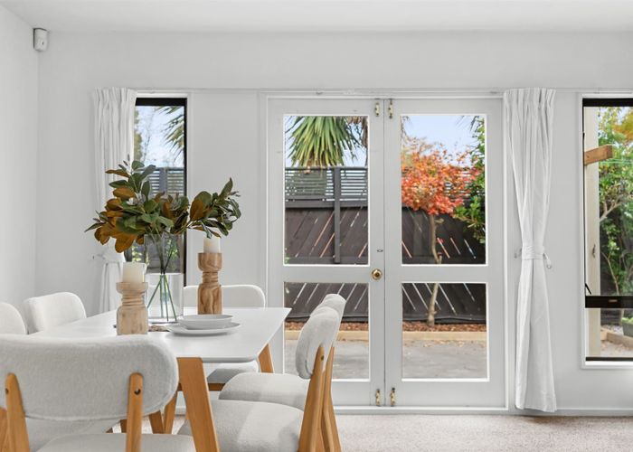  at 1/8 Cottesmore Close, Burnside, Christchurch