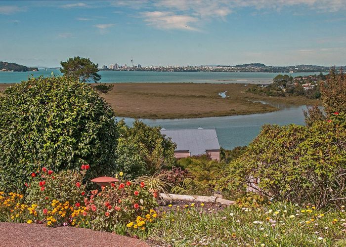  at 197 West Harbour Drive, West Harbour, Waitakere City, Auckland