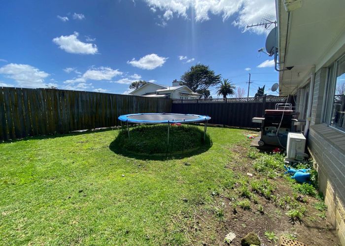  at 3/44 Muir Avenue, Mangere Bridge, Manukau City, Auckland