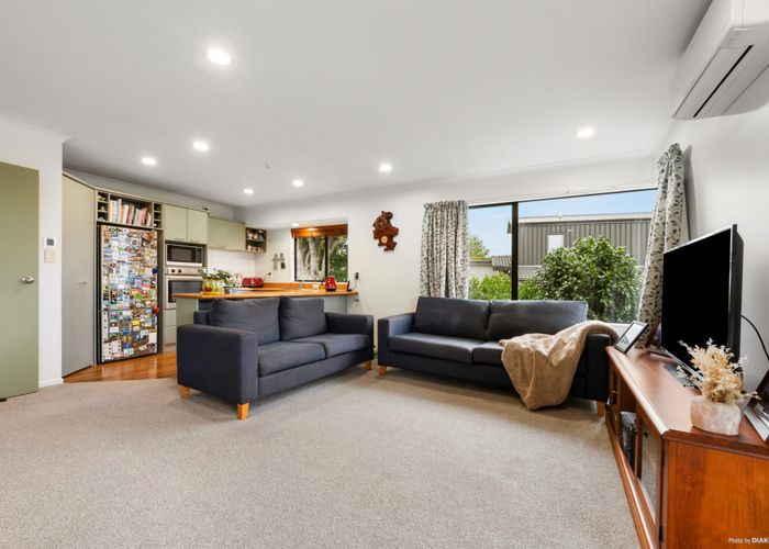  at 15/17 Matata Street, Blockhouse Bay, Auckland City, Auckland