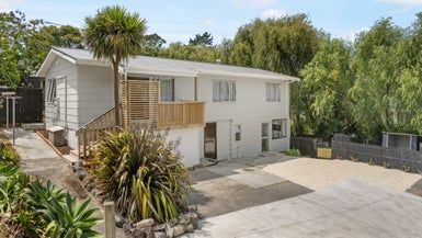  at 101A Kemp Road, Massey, Auckland