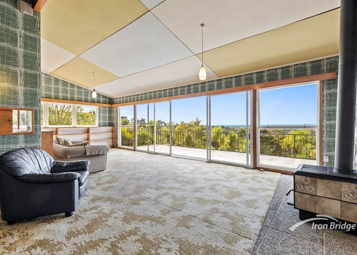 at 1/316 Glenvar Road, Torbay, Auckland