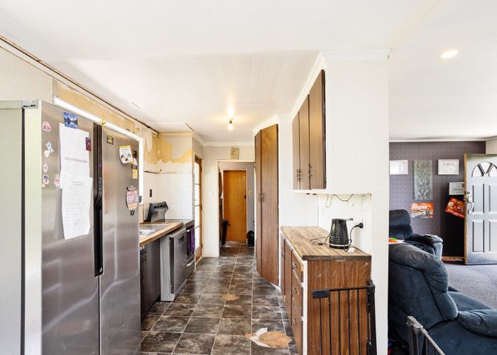  at 122 Cunningham Crescent, Grasmere, Invercargill
