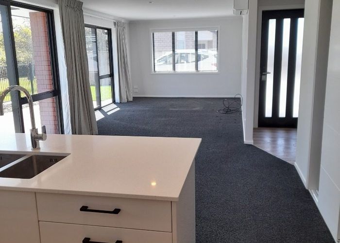  at 9 Ratahi Way, Omokoroa