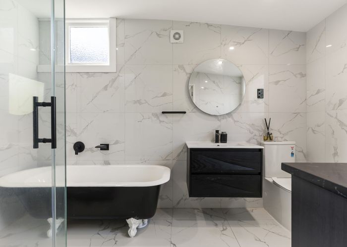  at 16 Kiwi Road, Devonport, North Shore City, Auckland