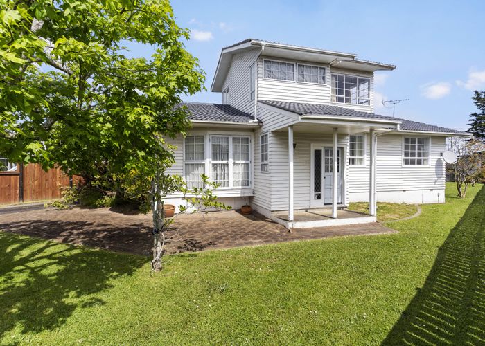  at 109 Edgewater Drive, Pakuranga, Auckland