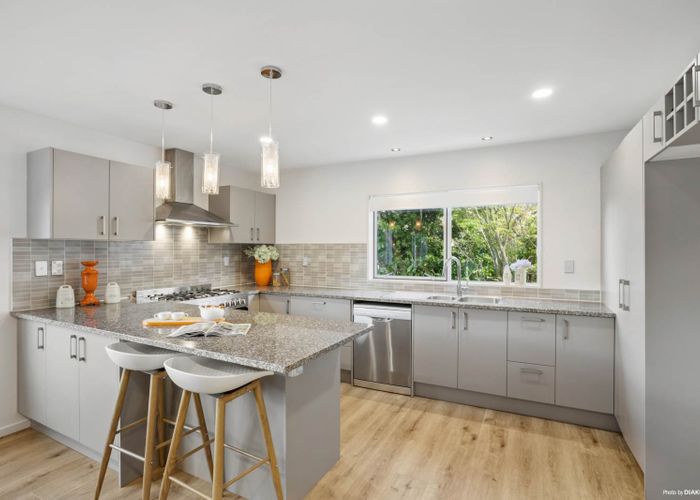  at 2/63 Pupuke Road, Birkenhead, Auckland