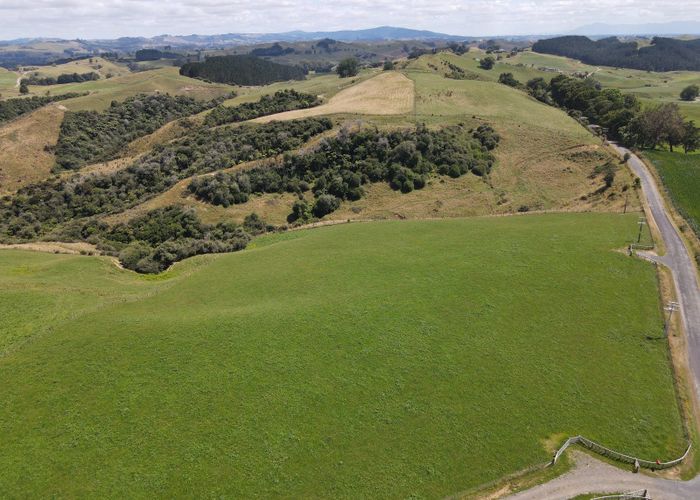  at 261 Paparamu Road, Piarere, Tīrau