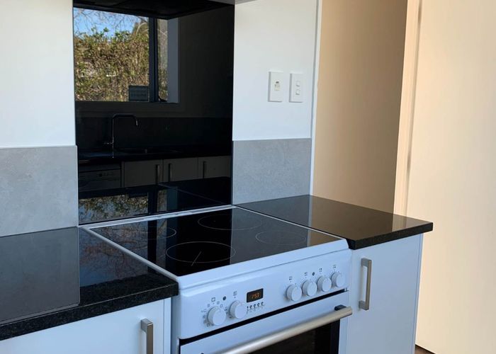  at 23 Oakdale Road, Mount Roskill, Auckland City, Auckland