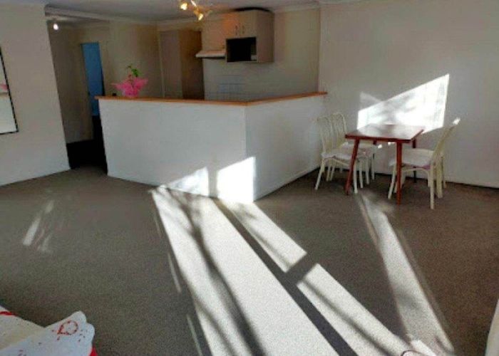  at 10A Holdaway Avenue, Northcote, North Shore City, Auckland