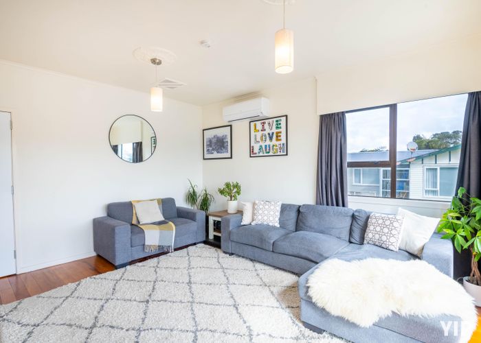  at 21 Warrington Grove, Newlands, Wellington