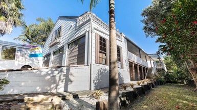  at 6 Standish Place, Bayview, Auckland