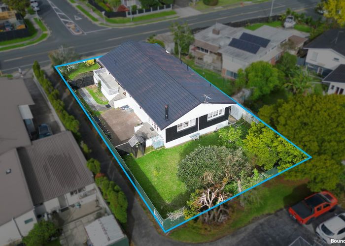  at 32 Glenmore Road, Sunnyhills, Manukau City, Auckland