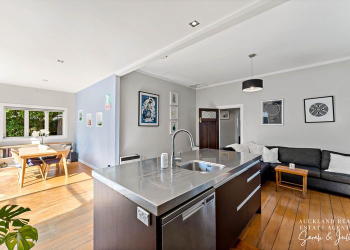  at 1/4 Walsall Street, Avondale, Auckland City, Auckland