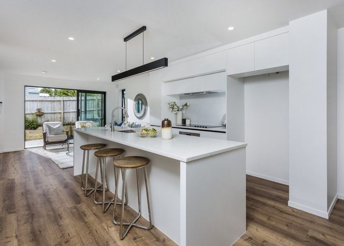  at 27E O'Donn Avenue, Beach Haven, North Shore City, Auckland