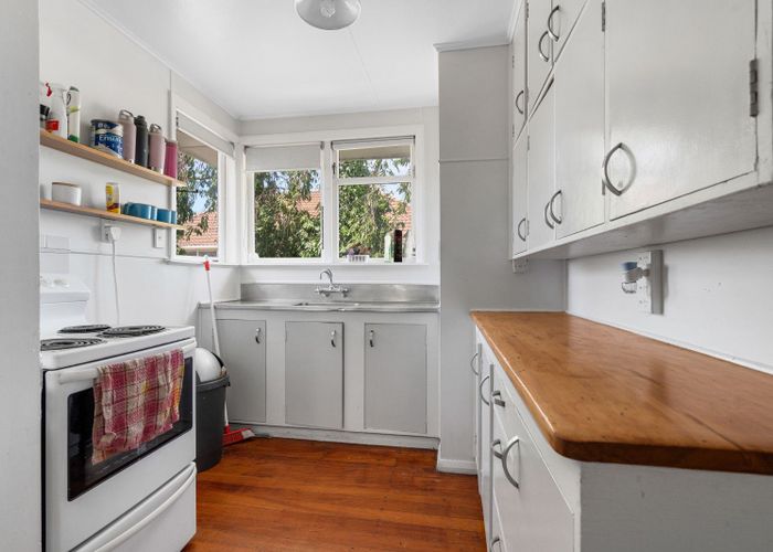  at 10 Surrey Street, Solway, Masterton
