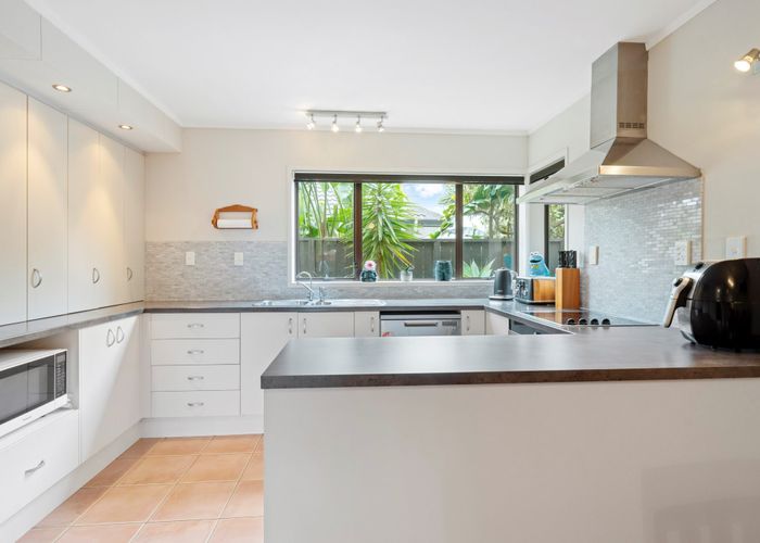  at 5 Balmer Lane, Mount Eden, Auckland