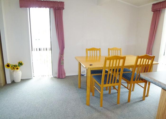  at 6 Gladys Place, Kelvin Grove, Palmerston North