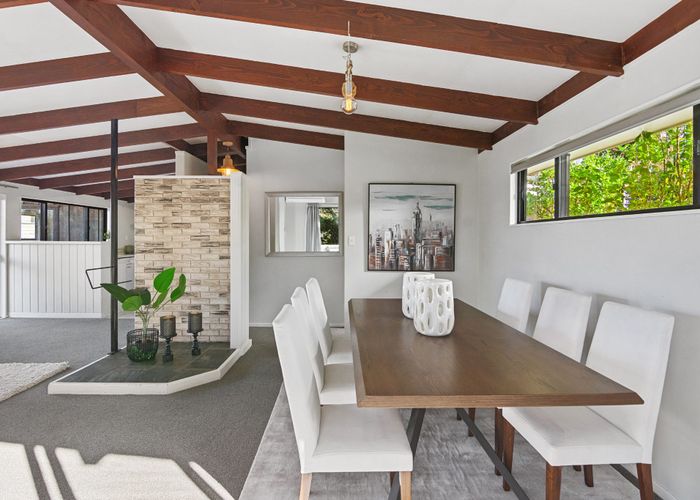  at 7a Ellangowan Road, Waiake, North Shore City, Auckland