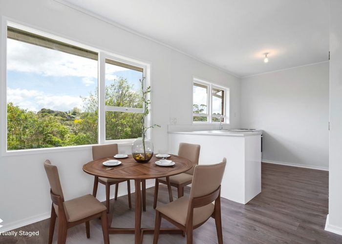  at 2/13 Chequers Avenue, Glenfield, Auckland