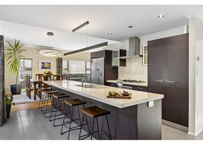  at 14 Witton Place, Schnapper Rock, Auckland