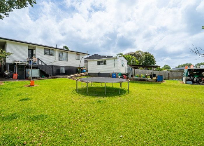  at 5 Leonard Place, Otara, Manukau City, Auckland
